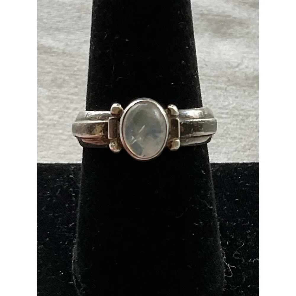 Vintage 925 Sterling Silver Moonstone Ring Size 8 Estate Jewelry